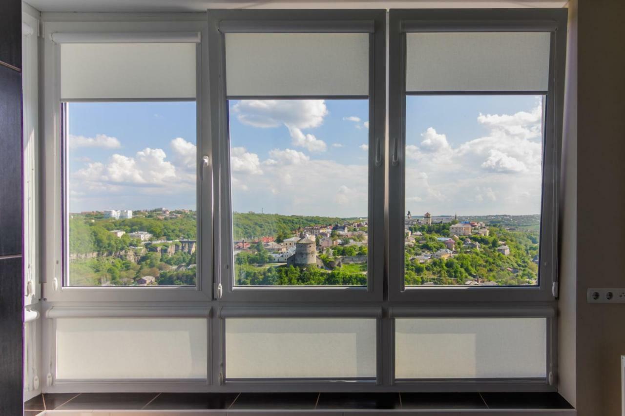 Rooms With Fortetsya View 2 Kamianets-Podilskyi Exterior foto